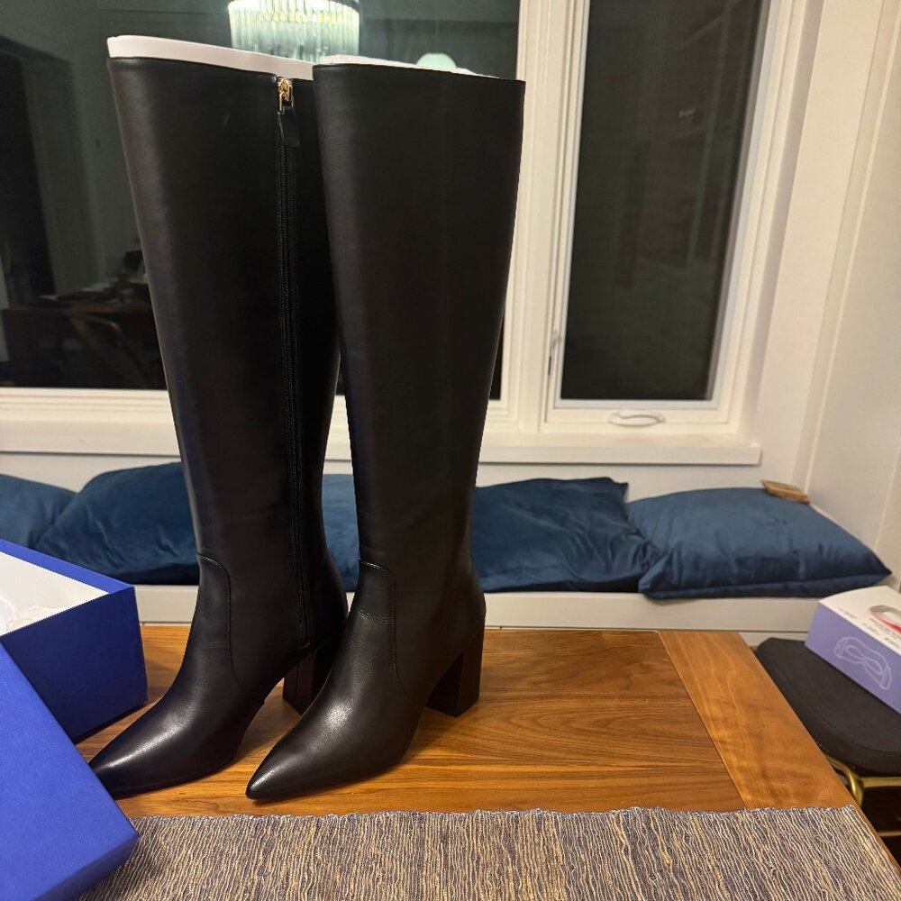 New Stuart Weitzman avenue 85 block boot 7